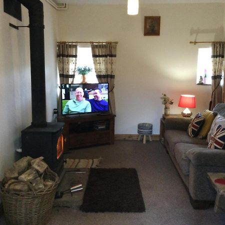 Cosy Rural Cottage Peak District, Pets Welcome Hollinsclough Buitenkant foto